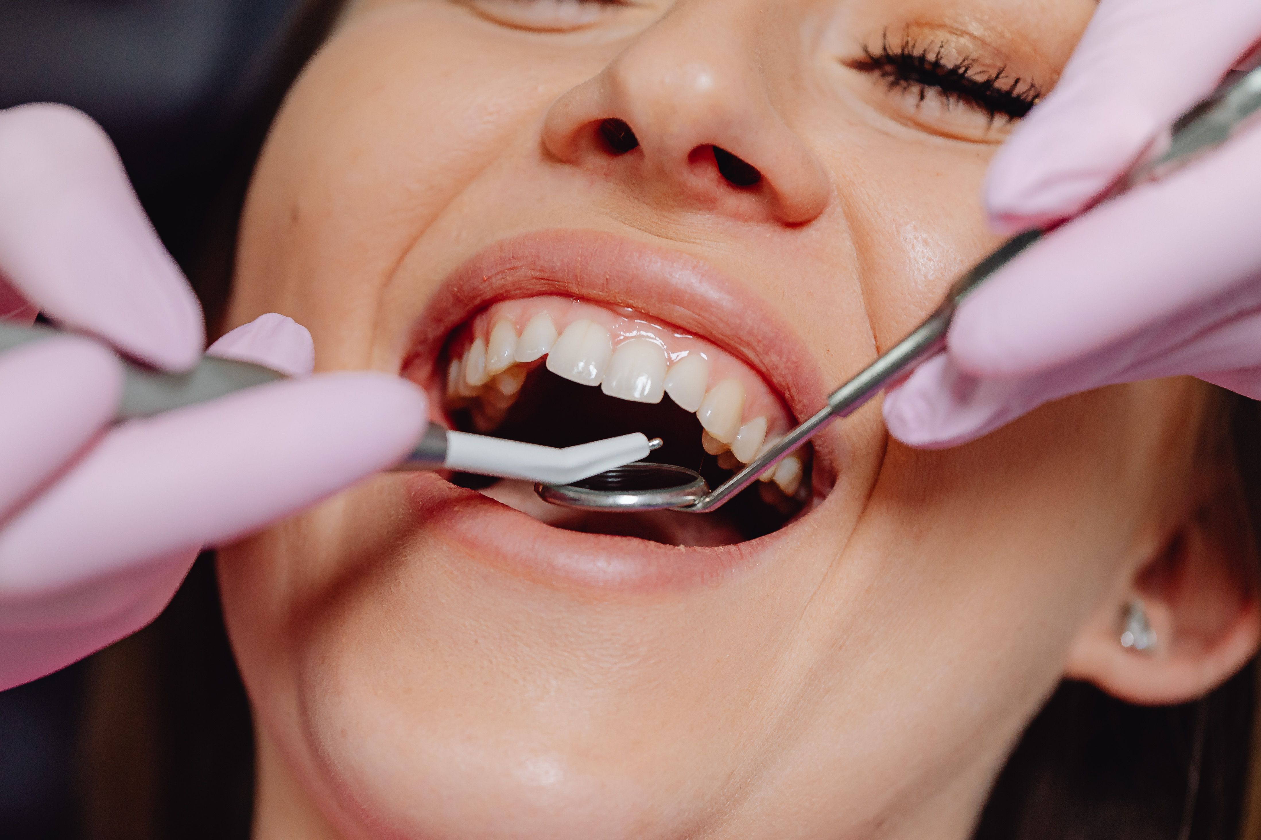 House of Smiles clinic banner
