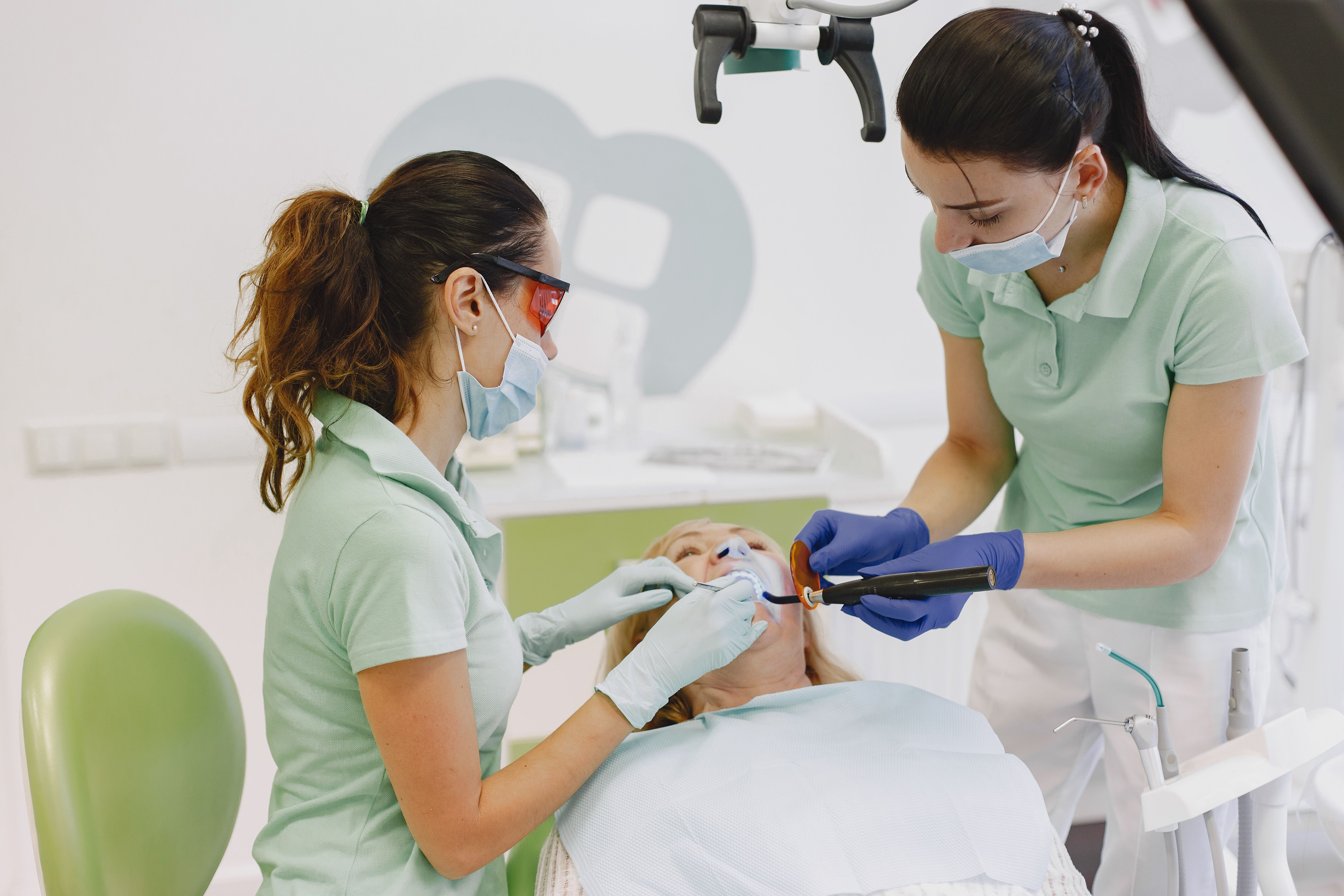 Cavity Treatment & Tooth-Colored Fillings